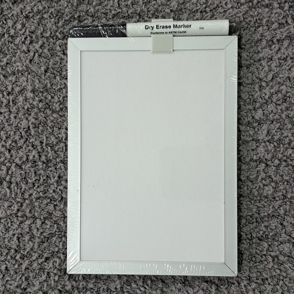 Dry erase board with magnet rear (new)